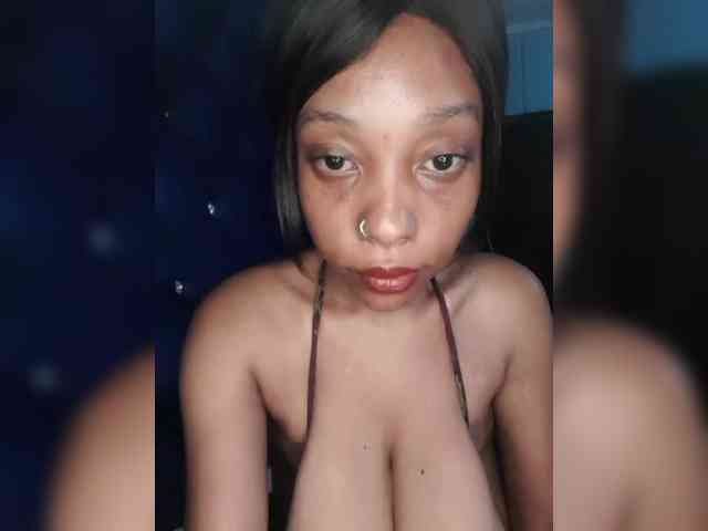 Hennesy-Camila webcam