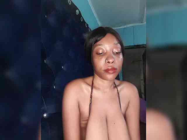 Hennesy-Camila webcam