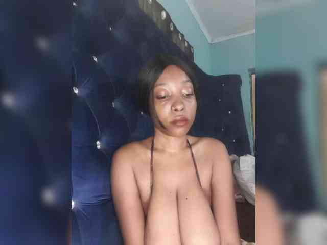 Hennesy-Camila webcam