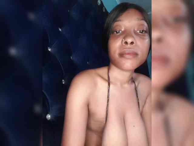 Hennesy-Camila webcam