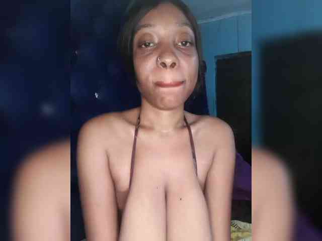 Hennesy-Camila webcam