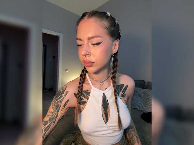 Vai a chattare su Kris- Kris-