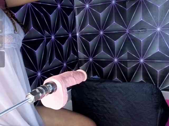Megann9 webcam
