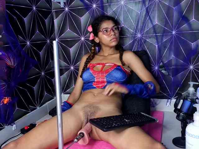 Megann9 webcam