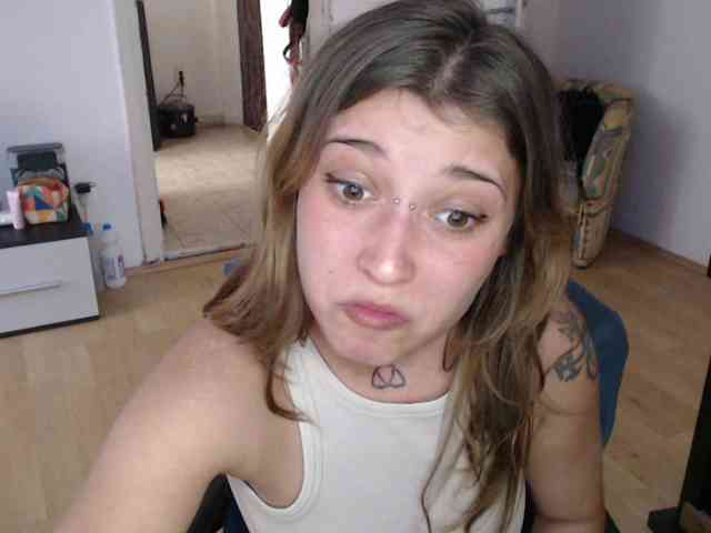 RacyRoby webcam