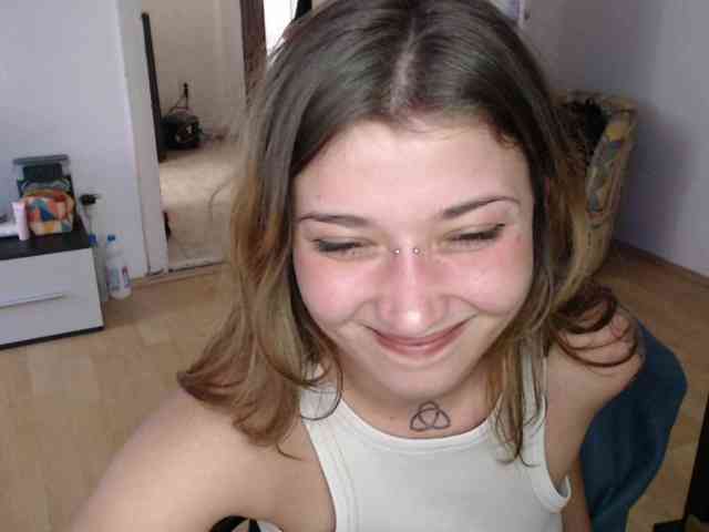 RacyRoby webcam