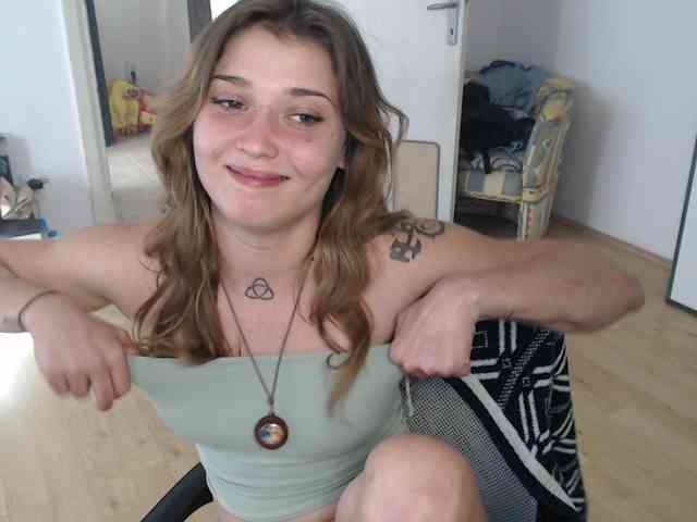 RacyRoby webcam