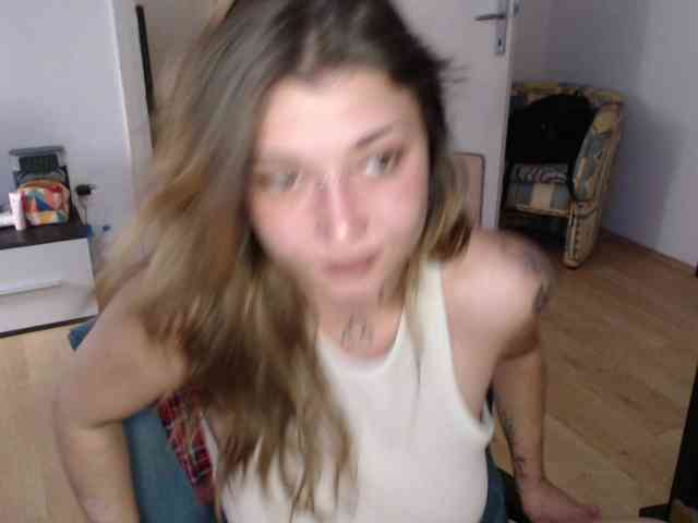 RacyRoby webcam