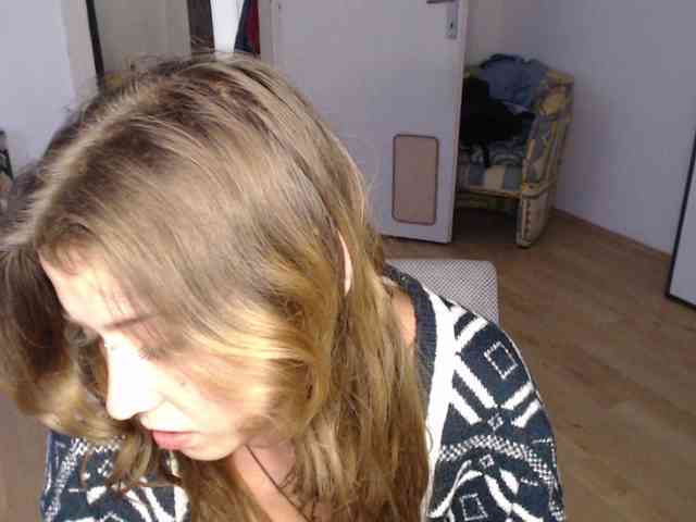 RacyRoby webcam