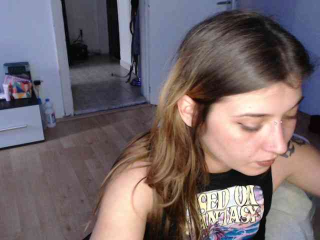 RacyRoby webcam