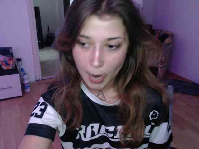 RacyRoby webcam