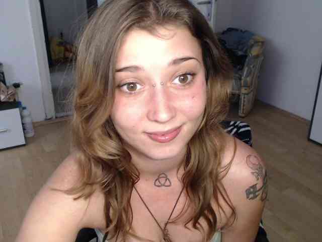 RacyRoby webcam