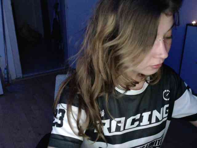 RacyRoby webcam
