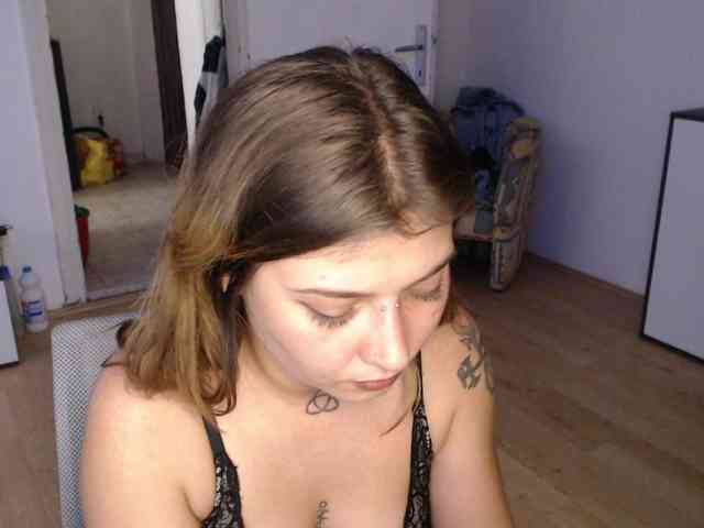 RacyRoby webcam