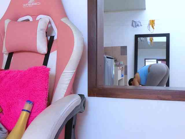 Tatiana-Blare webcam