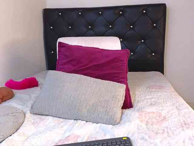 Tatiana-Blare webcam