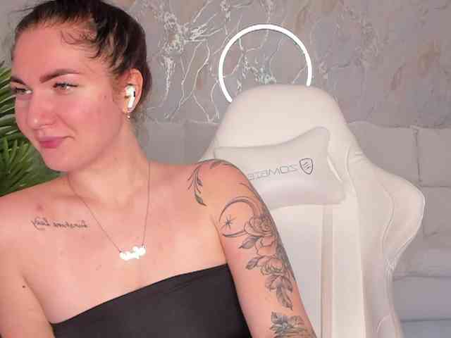 babyisperfect webcam