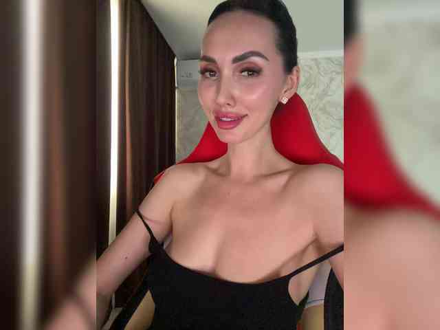 AnnaBlackFlame webcam