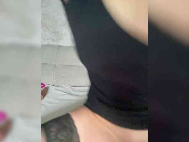 AnnaBlackFlame webcam