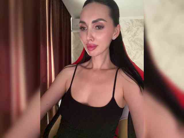 AnnaBlackFlame webcam