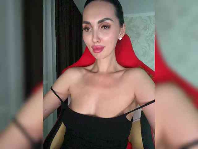 AnnaBlackFlame webcam
