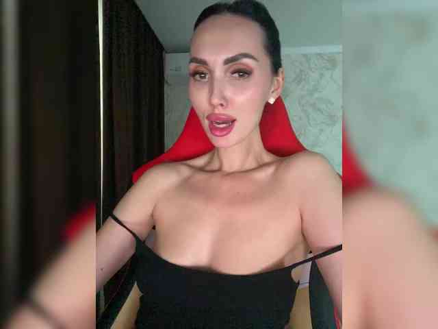 AnnaBlackFlame webcam