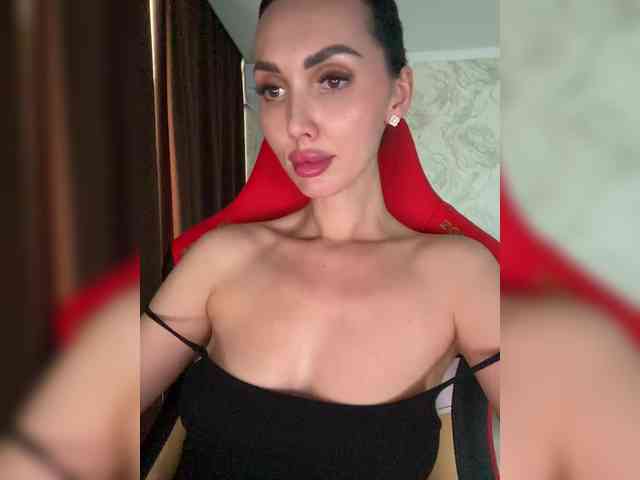 AnnaBlackFlame webcam