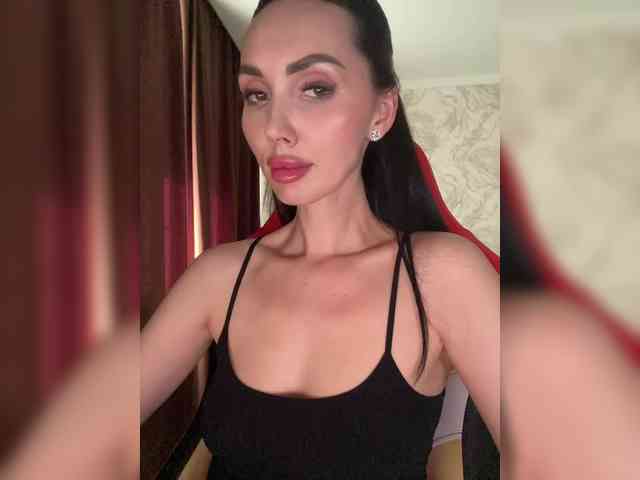 AnnaBlackFlame webcam