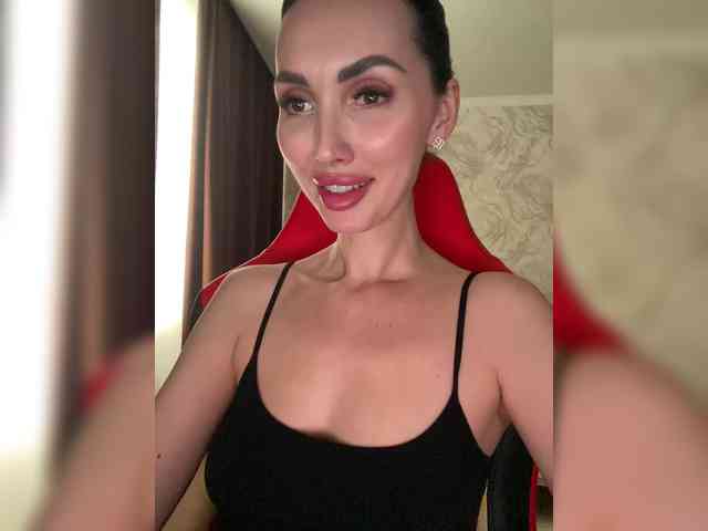 AnnaBlackFlame webcam