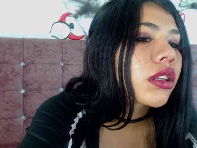aliii_barrera webcam