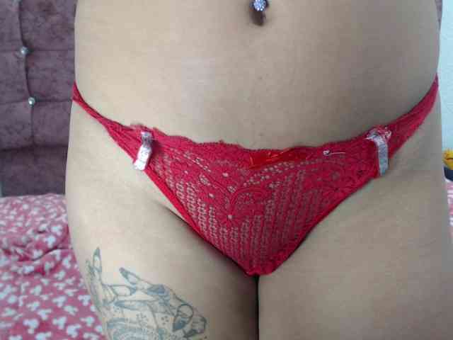 aliii_barrera webcam