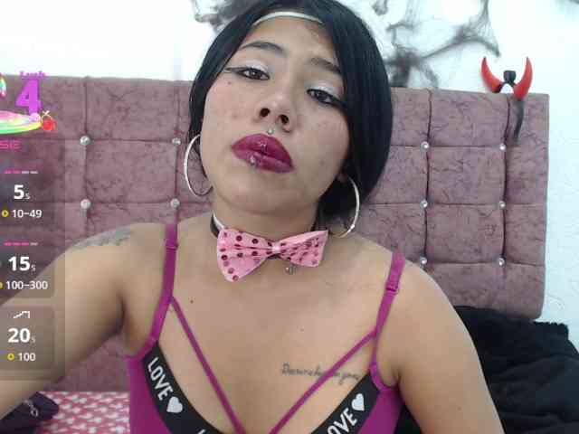 aliii_barrera webcam