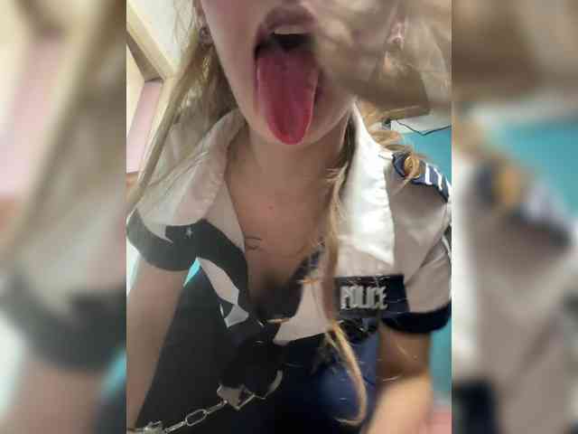 -KittyDoll-Meow- webcam