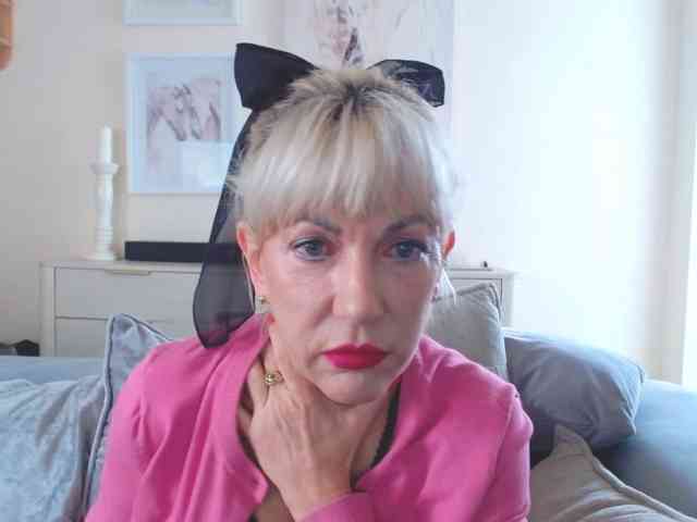 GabrielleShow webcam