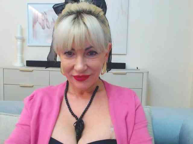 GabrielleShow webcam
