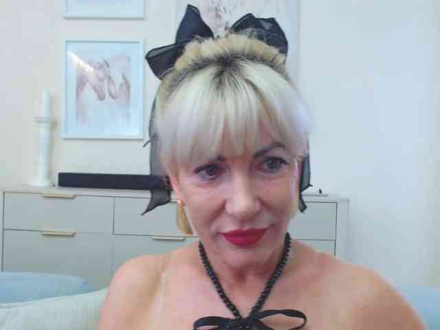 GabrielleShow webcam