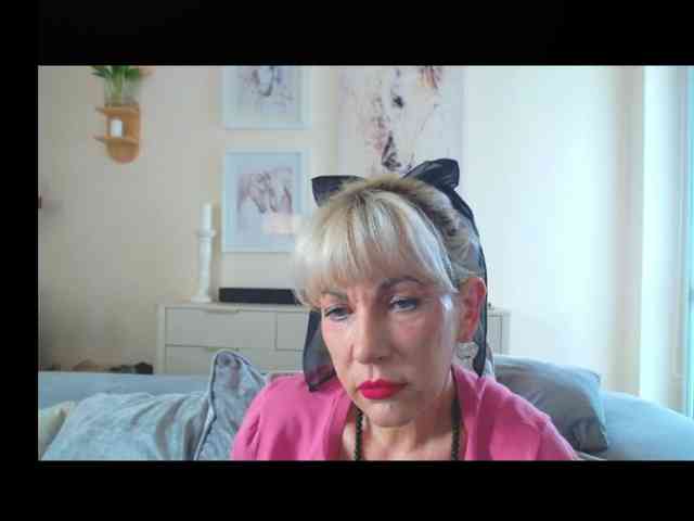 GabrielleShow webcam
