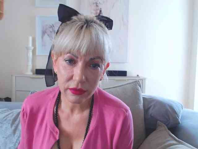 GabrielleShow webcam