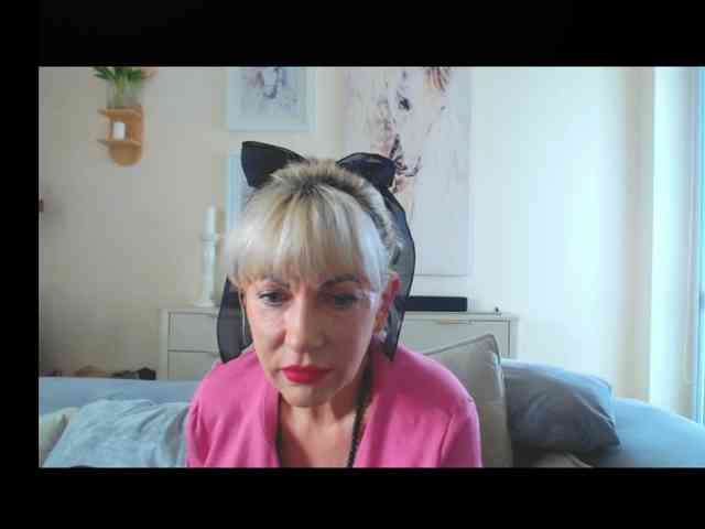 GabrielleShow webcam