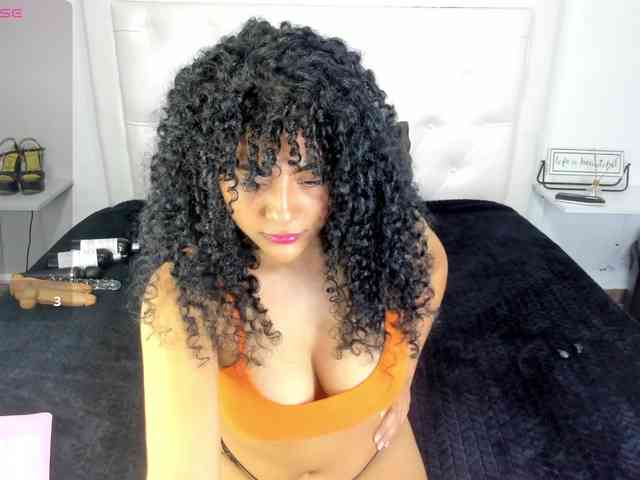 rouse-sexy-hotxx77 webcam