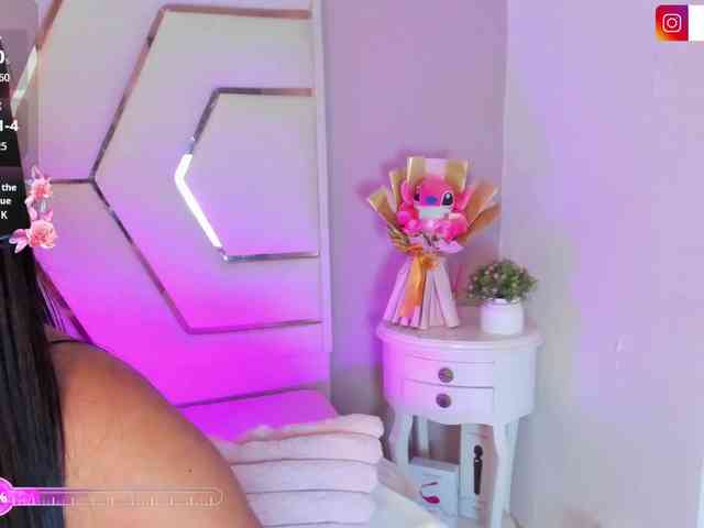 LauraSierra webcam