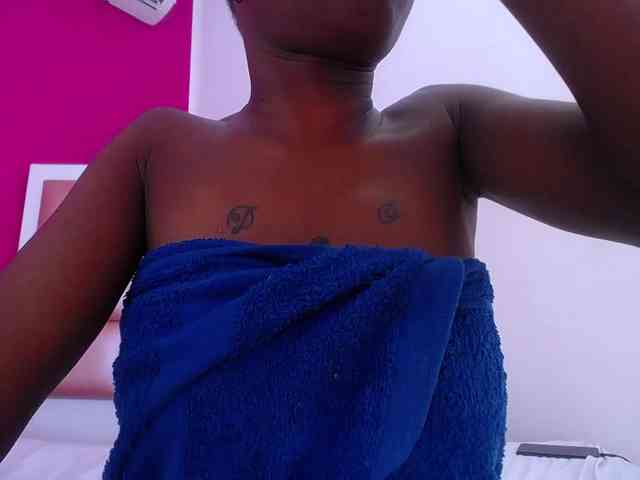 goldenn-ass webcam