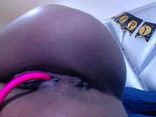 goldenn-ass webcam