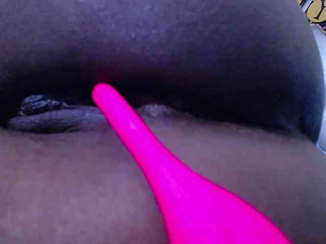 goldenn-ass webcam