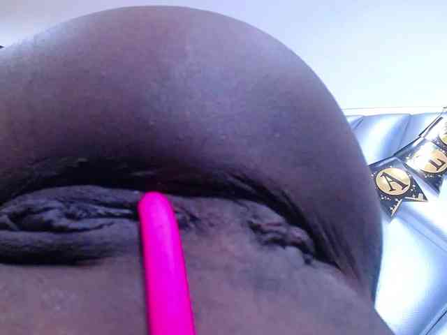 goldenn-ass webcam