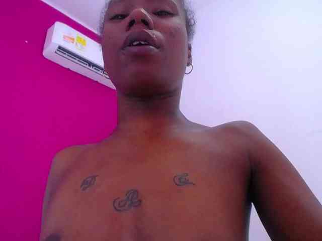 goldenn-ass webcam