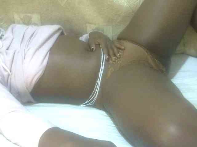 Juicyass-02 webcam