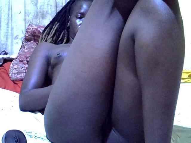 black-beauty webcam