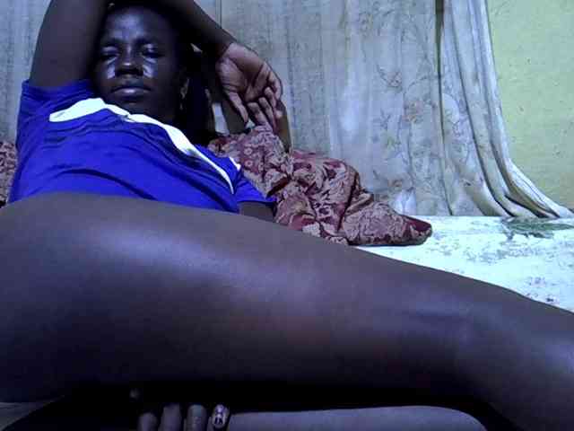 black-beauty webcam