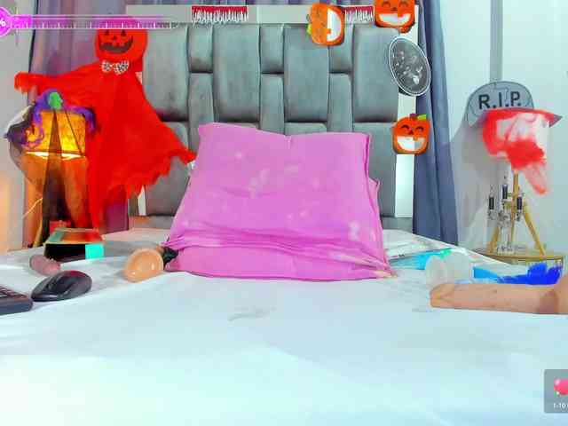 milfhorny69 webcam